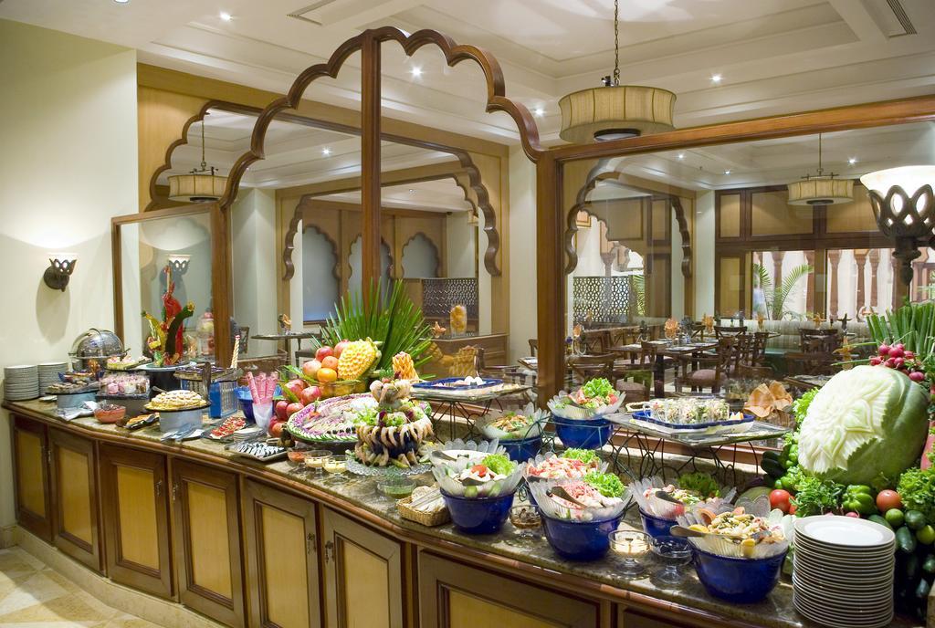 Avari Lahore Hotel Екстер'єр фото